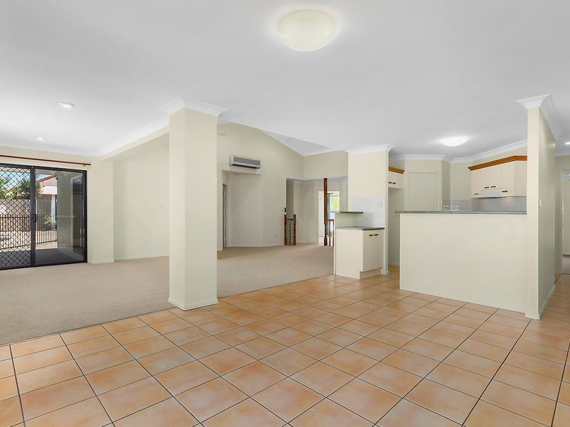 11 Florida Place, Kirwan QLD 4817