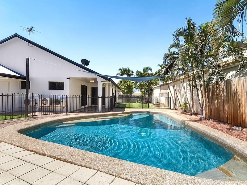 11 Florida Place, Kirwan QLD 4817