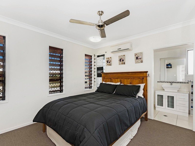 20 Browning Street, Mount Louisa QLD 4814