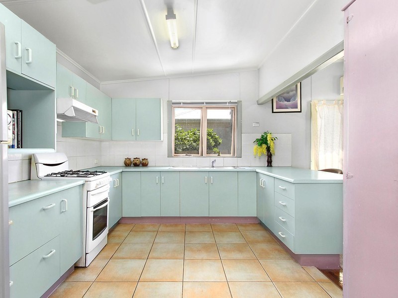 32 McKinley Street, North Ward QLD 4810