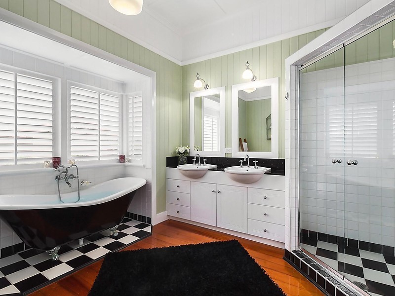 4 Chapman Street, Mysterton QLD 4812