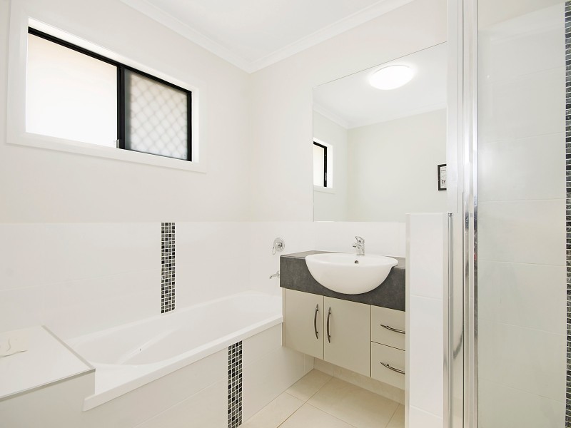 21 Diamond Drive, Alice River QLD 4817