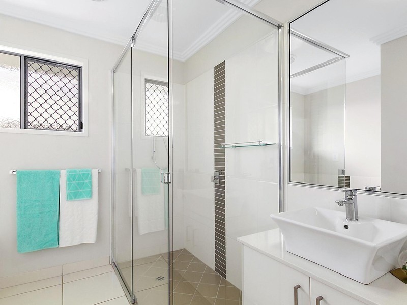 15 Broadwater Terrace, Idalia QLD 4811