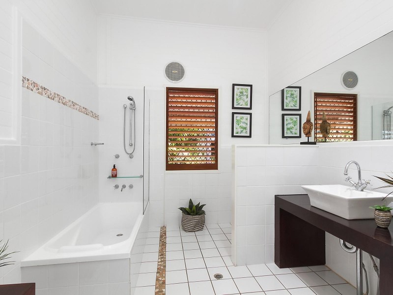 7 Bell Street, South Townsville QLD 4810