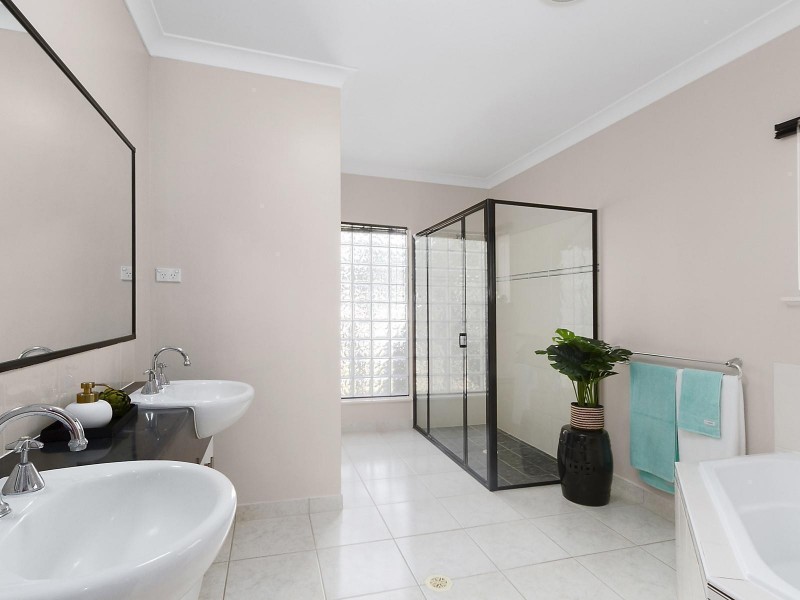 25 Moreton Ash Drive, Douglas QLD 4814