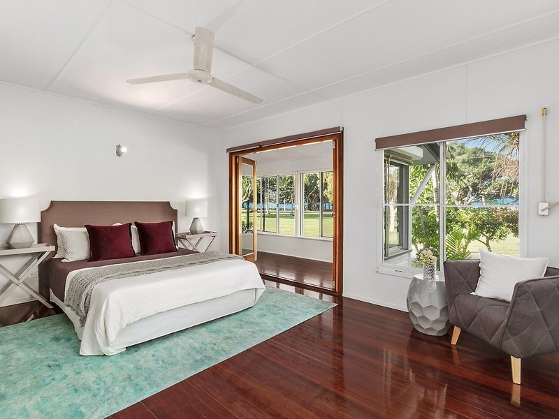 20 Palm Street, Rowes Bay QLD 4810