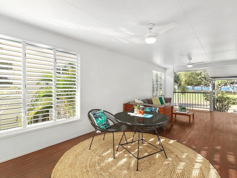 20 Palm Street, Rowes Bay QLD 4810