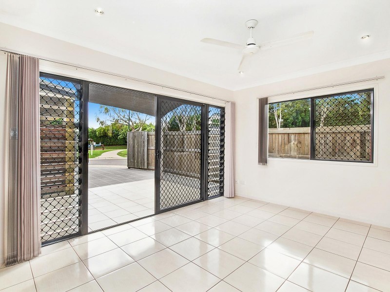 35 Paddington Terrace, Douglas QLD 4814