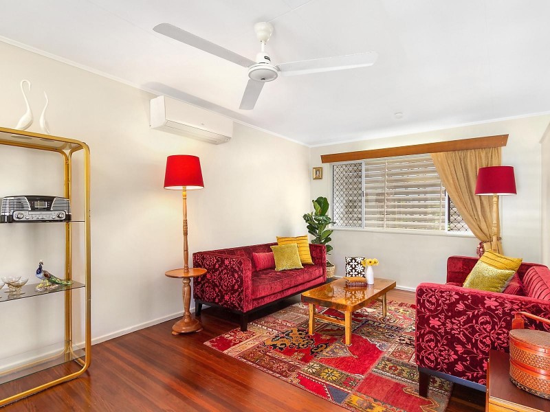 25 Payne Street, Mount Louisa QLD 4814