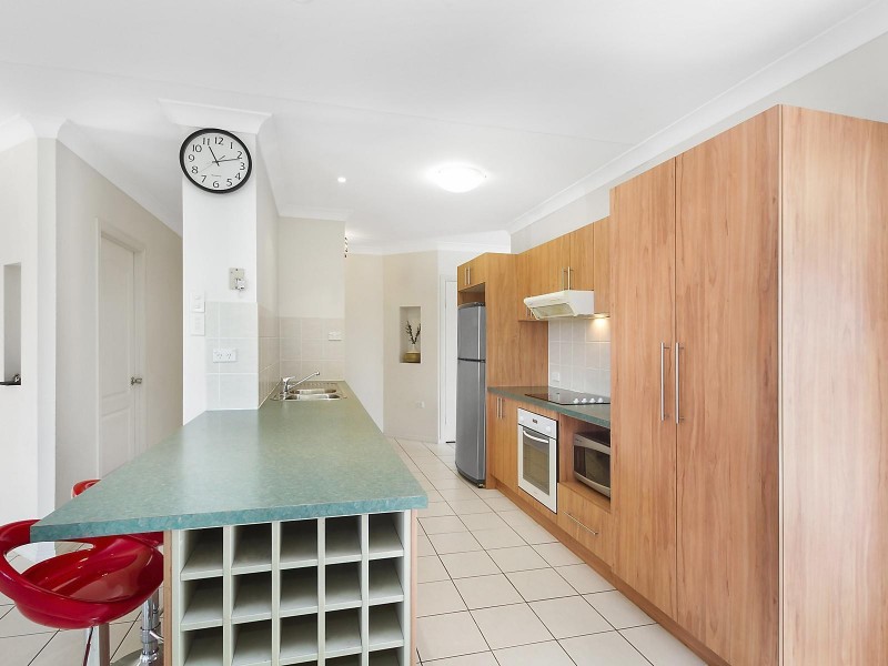81 Estuary Parade, Douglas QLD 4814