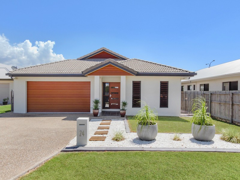 24 Ningaloo Crescent, Burdell QLD 4818