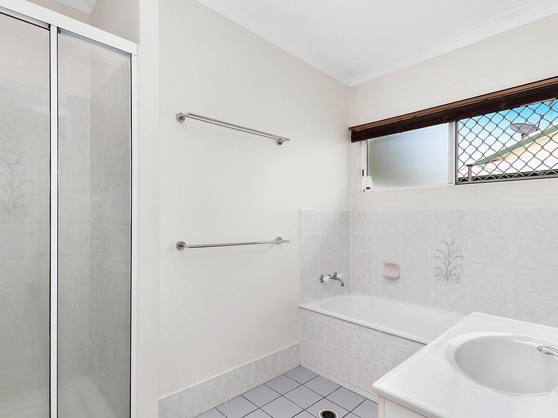 15 Arawa Street, Kelso QLD 4815