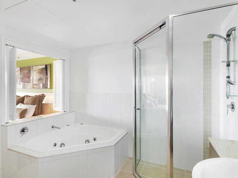 802/2 Dibbs Street, South Townsville QLD 4810