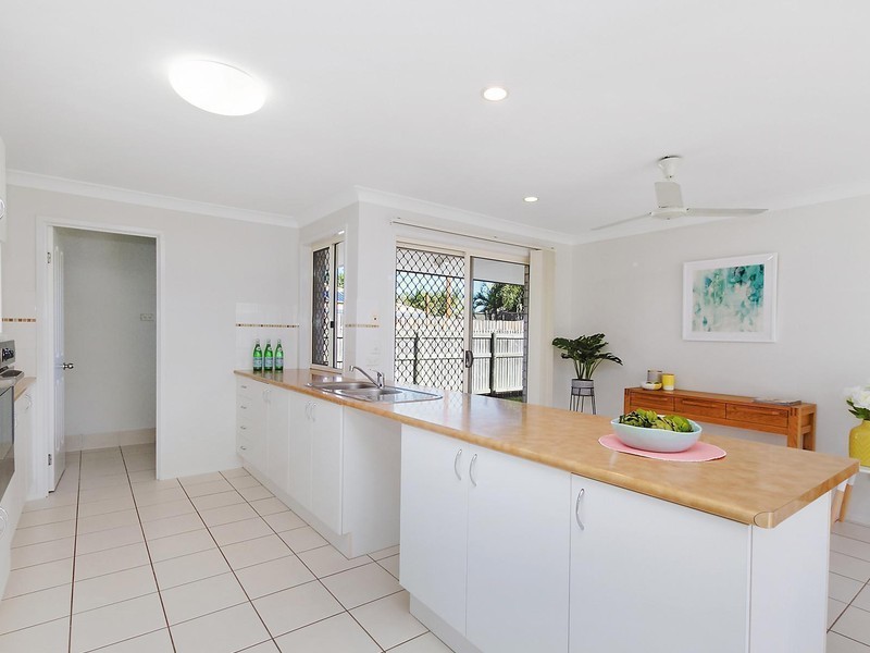 12 Wallace Circuit, Kirwan QLD 4817