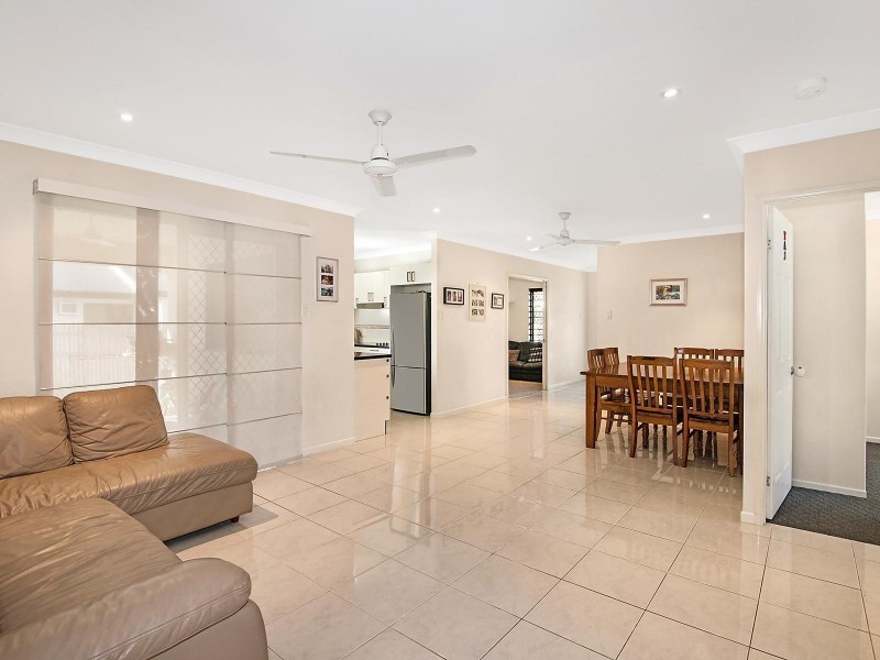 7 Rangeleigh Court, Mount Louisa QLD 4814