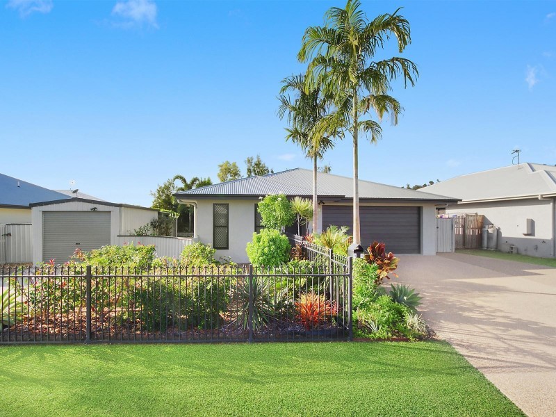 58 Rattray Street, Bushland Beach QLD 4818