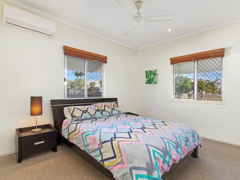 1 Bell Street, South Townsville QLD 4810