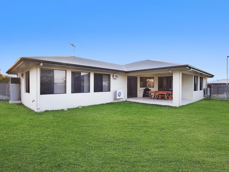 15 Tahlia Circuit, Mount Louisa QLD 4814