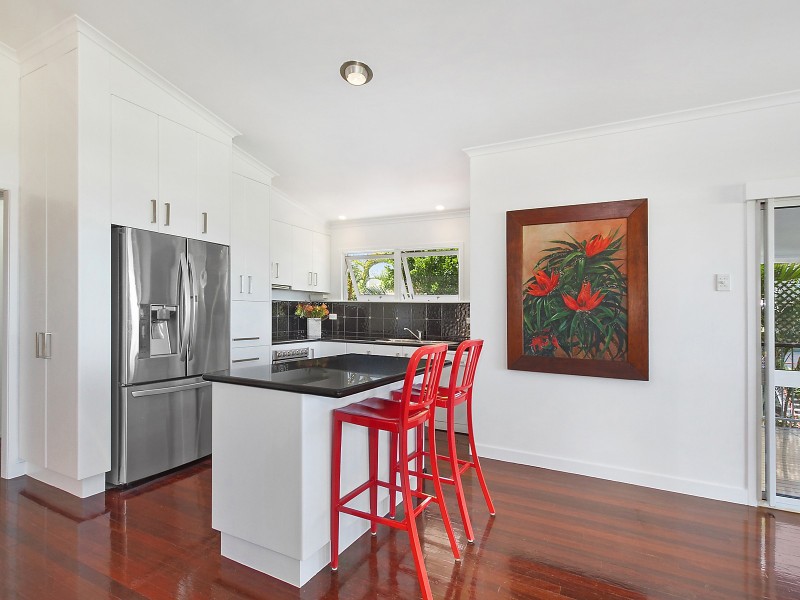 18 Eyre Street, North Ward QLD 4810