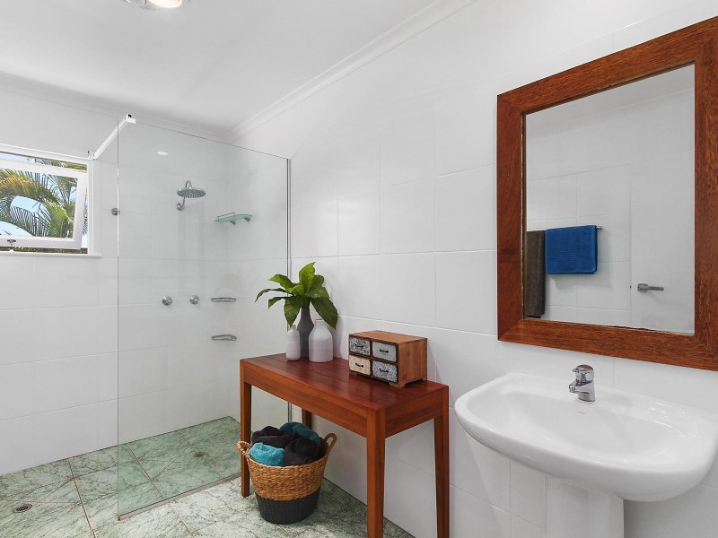 18 Eyre Street, North Ward QLD 4810