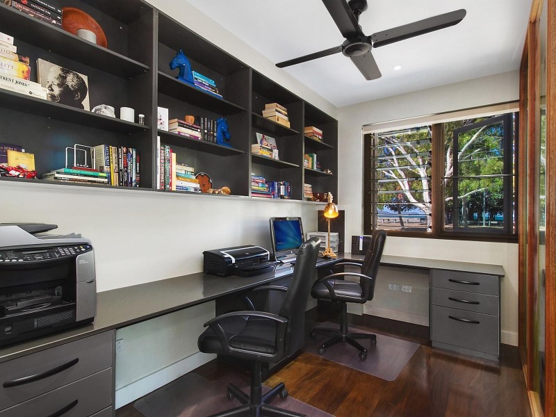 30 Palm Street, Rowes Bay QLD 4810