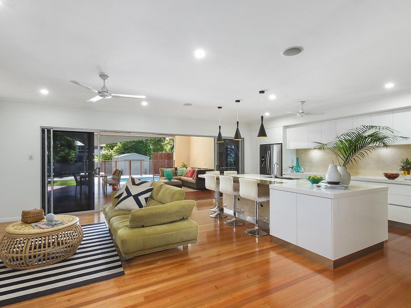 16 Ballard Street, Mysterton QLD 4812