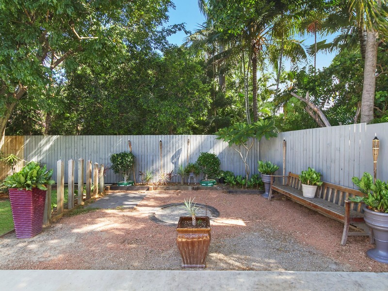 16 Ballard Street, Mysterton QLD 4812