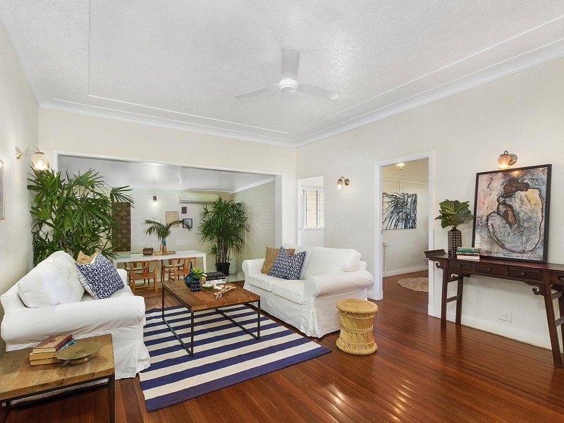 12 Howitt Street, North Ward QLD 4810