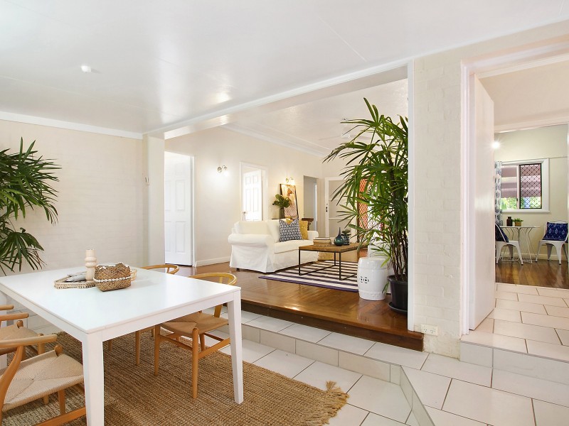 12 Howitt Street, North Ward QLD 4810