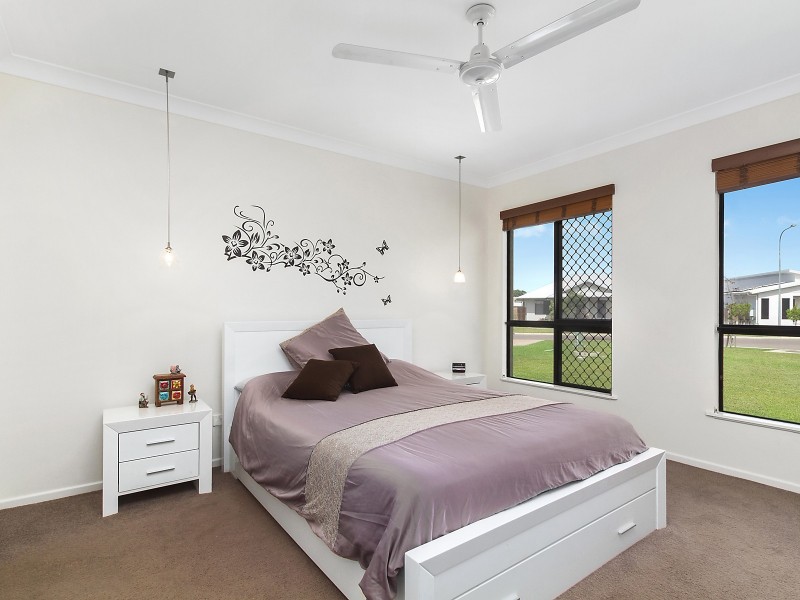 2 Goldfish Court, Burdell QLD 4818