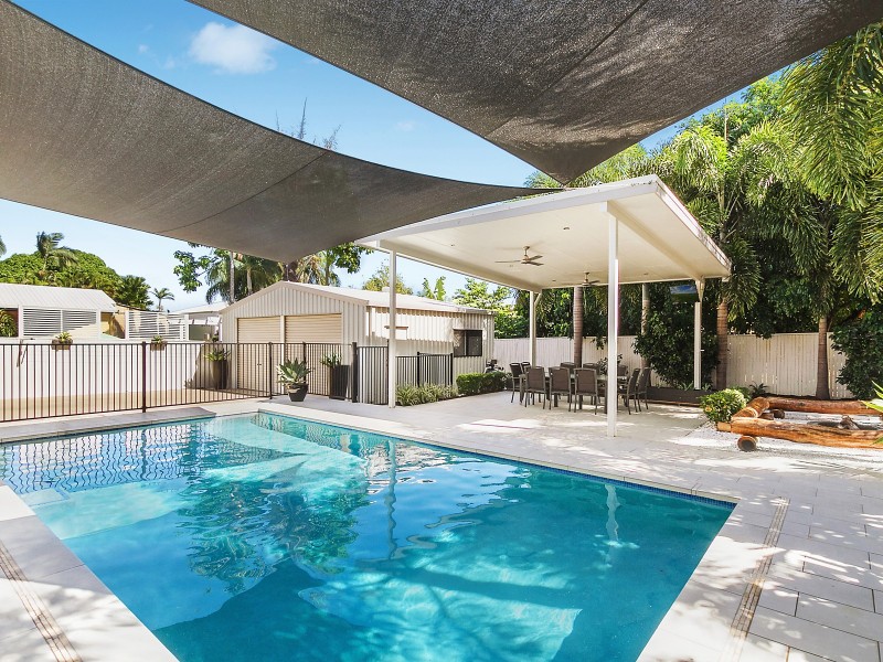 12 Parry Street, Belgian Gardens QLD 4810