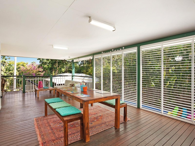 6 Garrick Street, West End QLD 4810