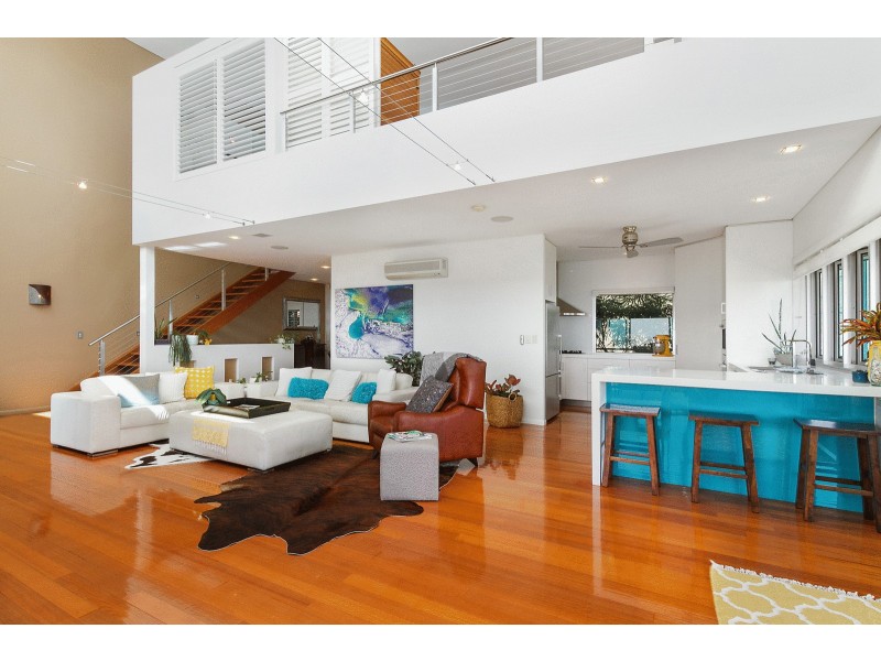 2/21 Hillside Crescent, Townsville City QLD 4810