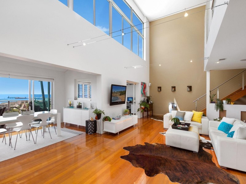 2/21 Hillside Crescent, Townsville City QLD 4810