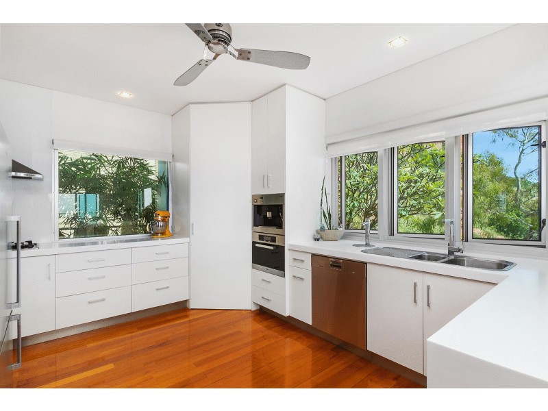 2/21 Hillside Crescent, Townsville City QLD 4810