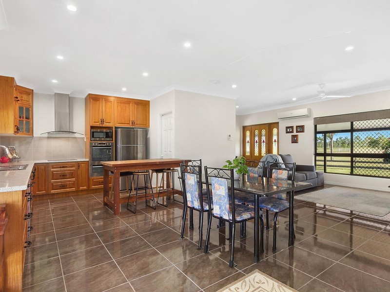 242 Mountview Drive, Toonpan QLD 4816