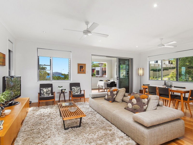 12 Chandon Place, Castle Hill QLD 4810