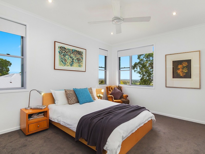 12 Chandon Place, Castle Hill QLD 4810