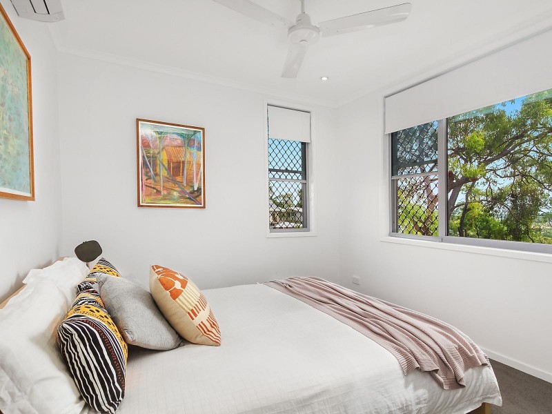 12 Chandon Place, Castle Hill QLD 4810