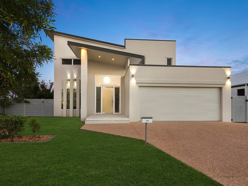 15 Edgewater Terrace, Idalia QLD 4811