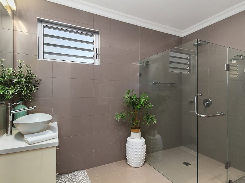 15 Edgewater Terrace, Idalia QLD 4811