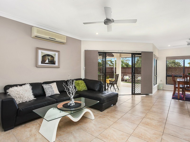 10 Riverstone Court, Mount Louisa QLD 4814