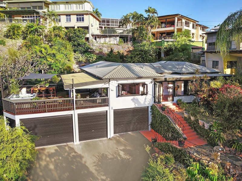 27 Queen Street, North Ward QLD 4810