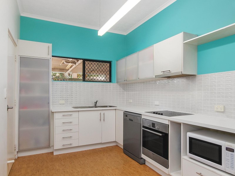 2/33 Plume Street, South Townsville QLD 4810