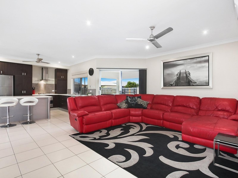 2 Fernbank Parade, Idalia QLD 4811