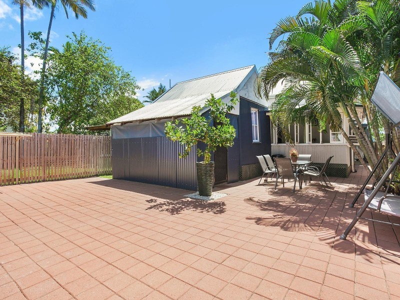 63 Perkins Street, South Townsville QLD 4810