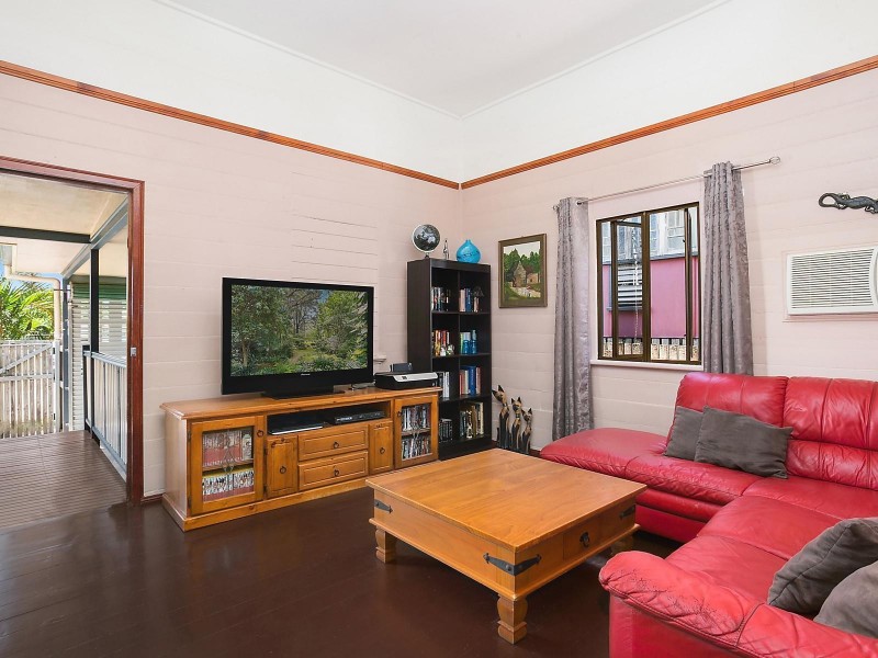 63 Perkins Street, South Townsville QLD 4810