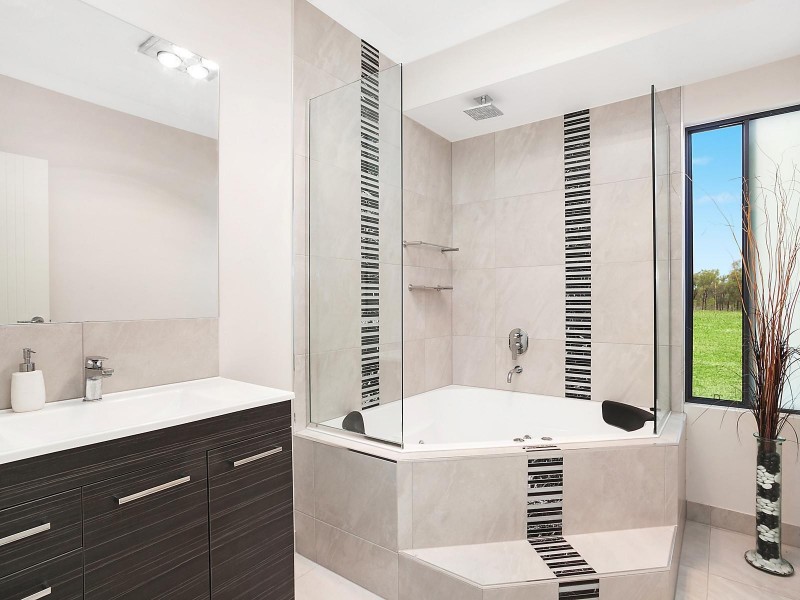 5199 Flinders Highway, Reid River QLD 4816