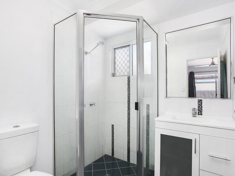 50 Kroymans Drive, Mount Louisa QLD 4814