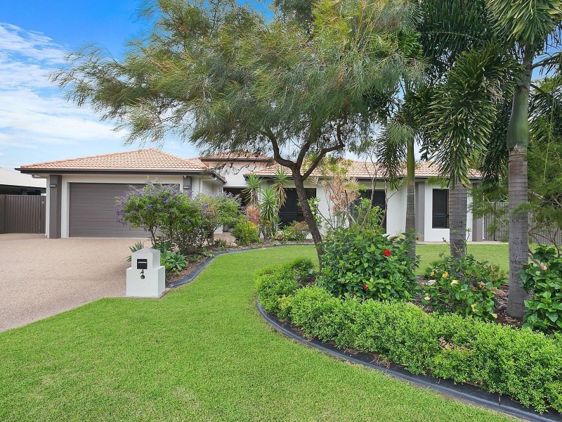 4 Teatree Court, Mount Louisa QLD 4814